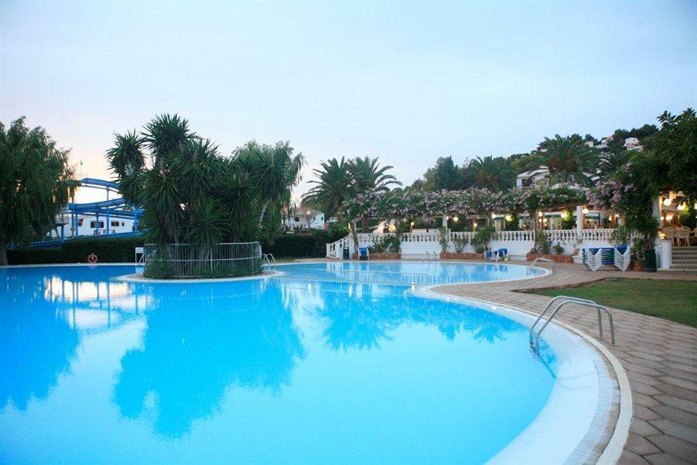 Apartamentos Son Bou Playa Gold Esterno foto