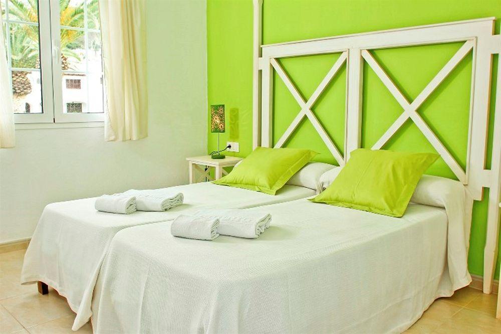 Apartamentos Son Bou Playa Gold Esterno foto